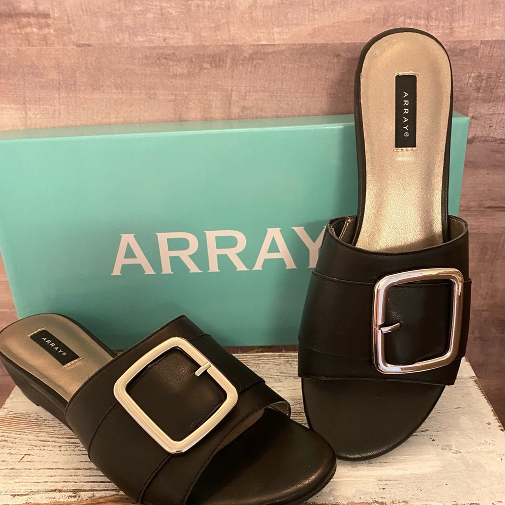 NEW ARRAY SLIDES SANDALS SZ 6.5